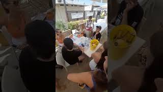 Interviste Impossibili Con Valeria Marini,Si Alza Solo Per Fare Le Sue Storie