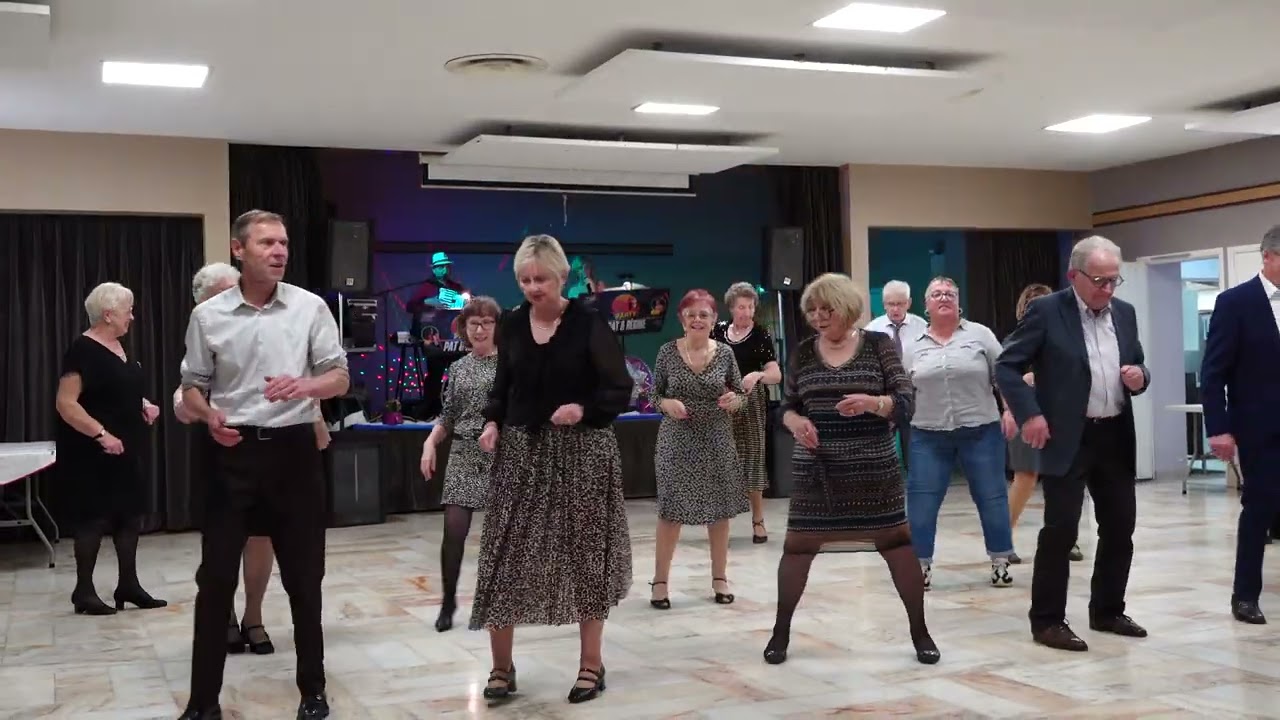 C0063  Pat et Règine  a  Oignies le  7 Décembre 2025 Filmè par Joseph  MAJKA