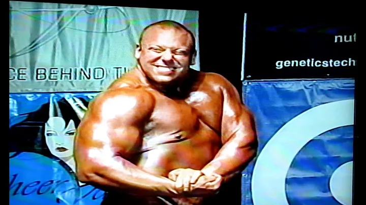 Andrew Collura & Lenny compete in the 2004 NPC Sou...