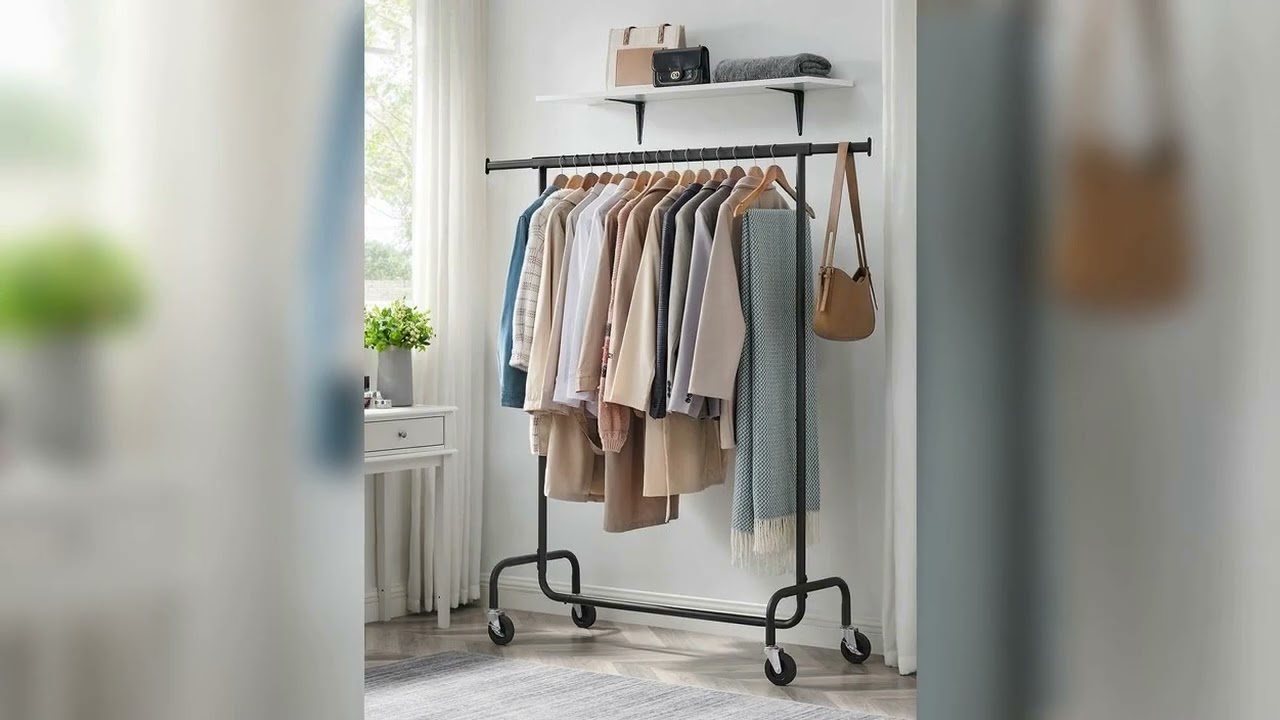 A must-have product! SONGMICS Heavy-Duty Clothes Rack on Wheels, Extendable Hanging Rail, 136 kg L