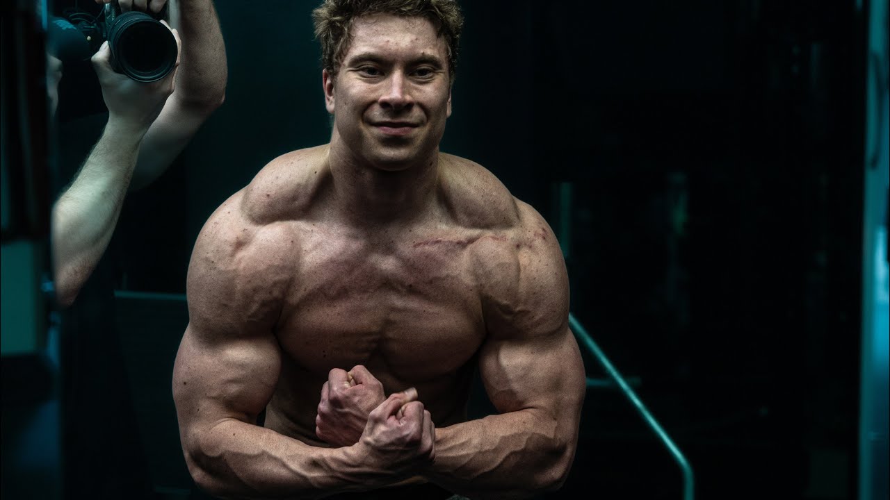 152KG PENKKI PR JENKEISSÄ