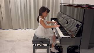 Alice(5y5m) plays Innocence Op. 100, No. 5 – Burgmuller