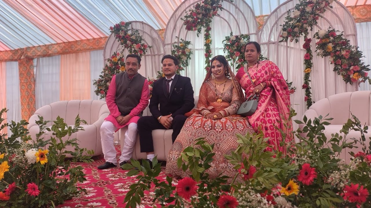 नाच-गाना और धमाल रिसेप्शन पार्टी की मस्ती