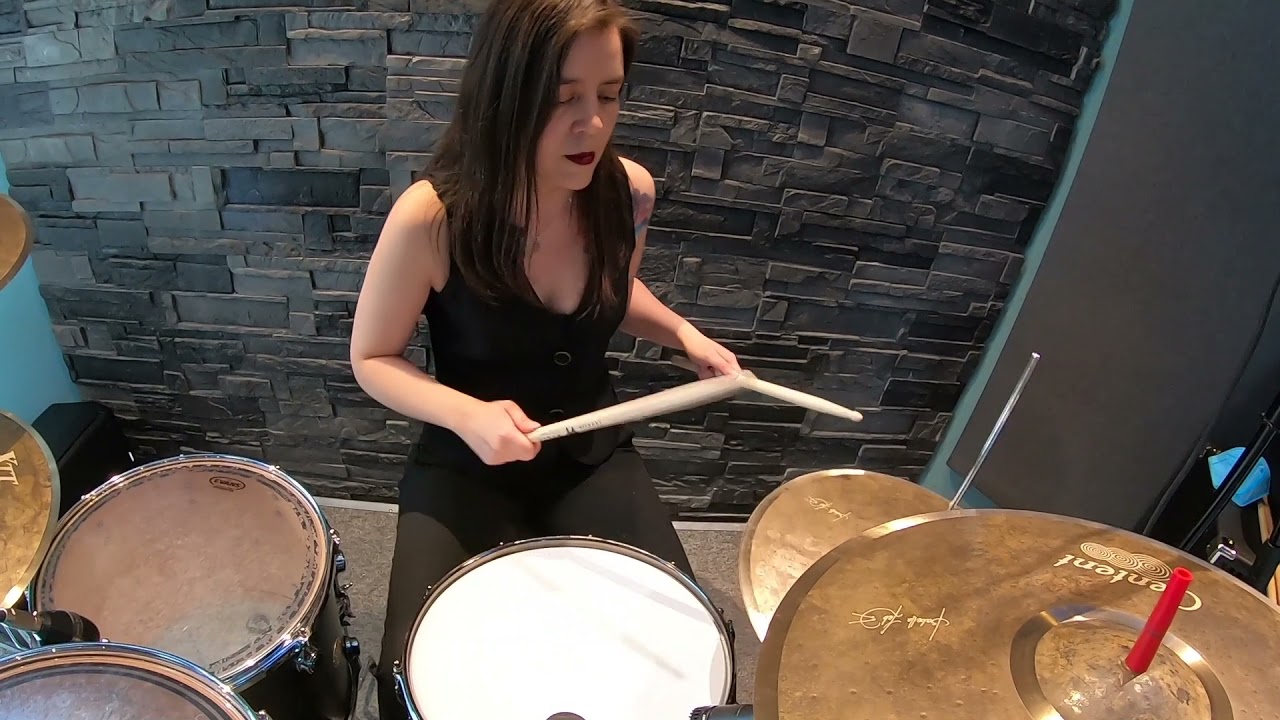 MICHAEL JACKSON Smooth Criminal DRUM COVER por Isabella Leb
