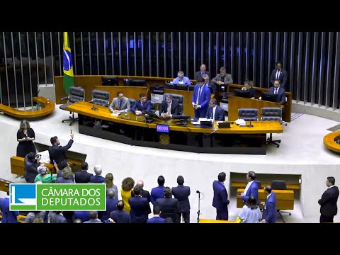 Vídeo do evento a partir de 1:49:23