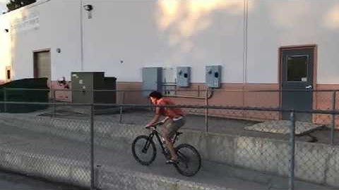 Jons drop off a loading dock