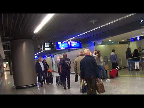 Wideo: Przewodnik po lotnisku we Frankfurcie