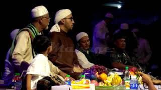 Aaajiiiibb... lagu harlah mahage  dibawakan oleh azzahir