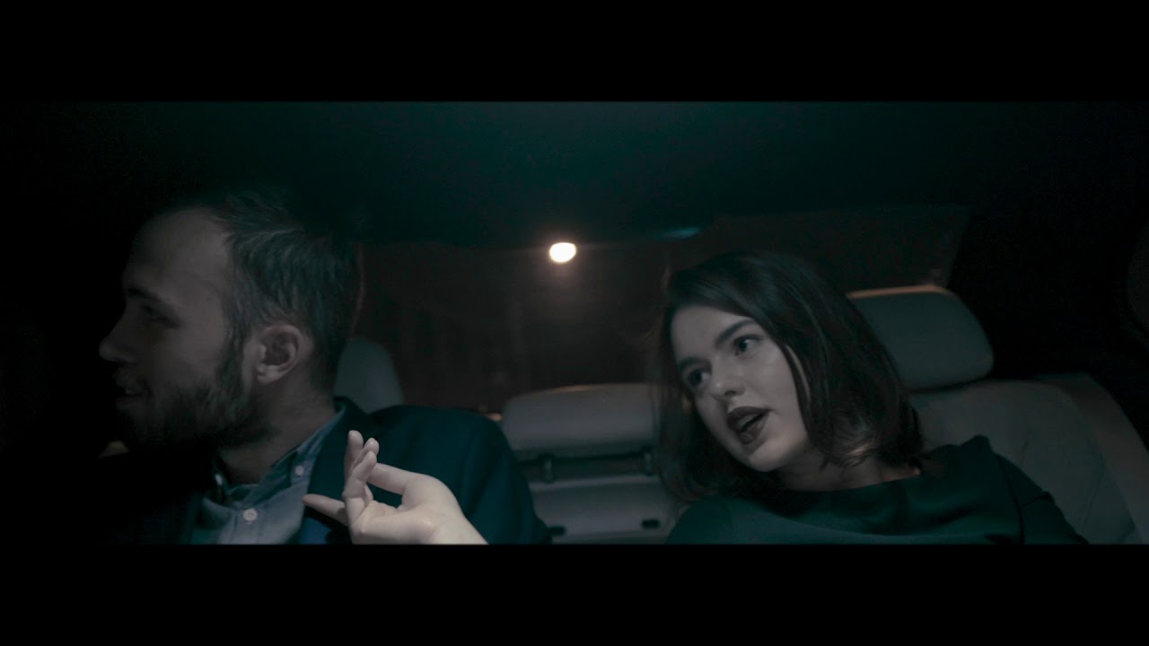 AVIS Prestige - Shuttle service