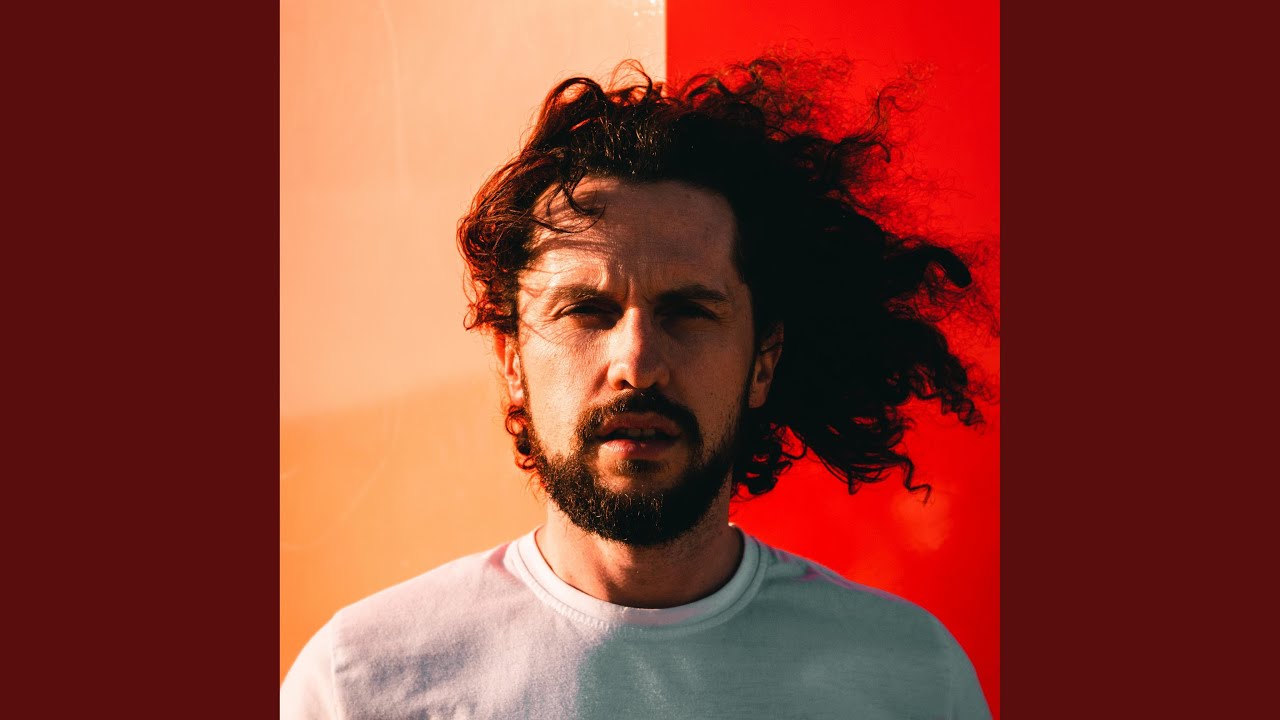 Future Me auf YouTube ansehen Future Me auf YouTube ansehen