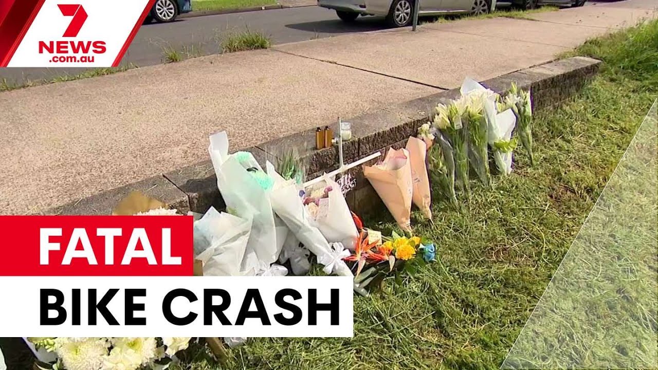 Two teenagers killed in Bossley Park trail bike crash | 7NEWS