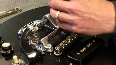 Vibramate Bigsby vibrato mount: no drilling!