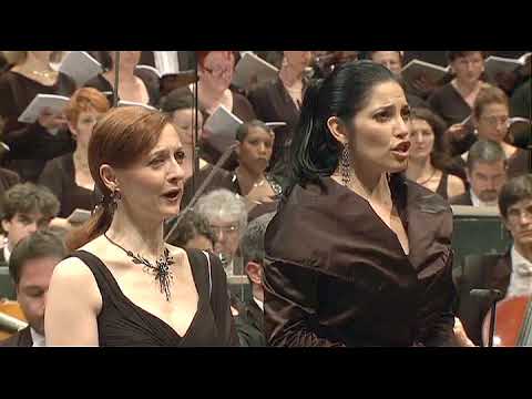 ROSSINI Stabat Mater ~ Myung-Whun Chung (Paris, 2011)