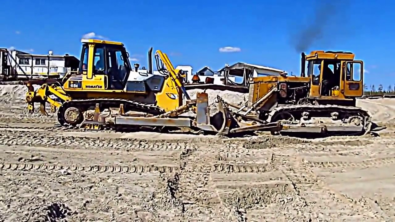 Трактор против автомобиля