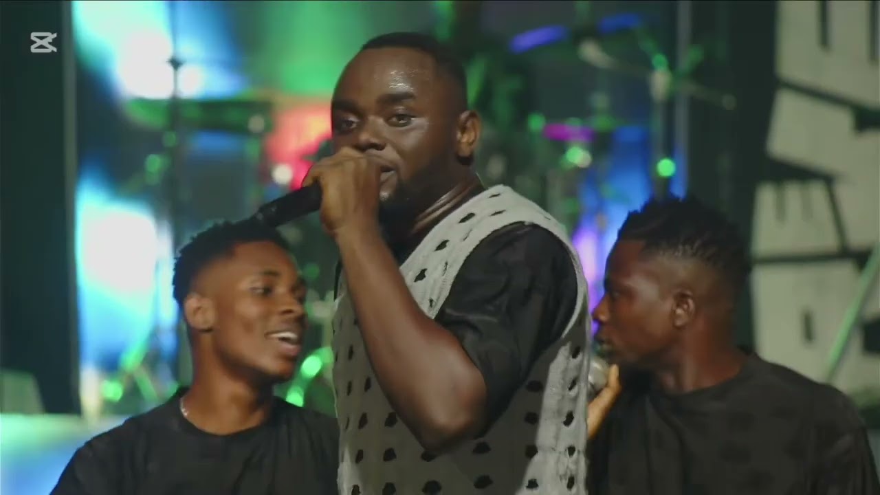 PRAISE MEDLEY - PRINCE EBUKA LIVE AT REVERB 4.0 with PRINX EMMANUEL