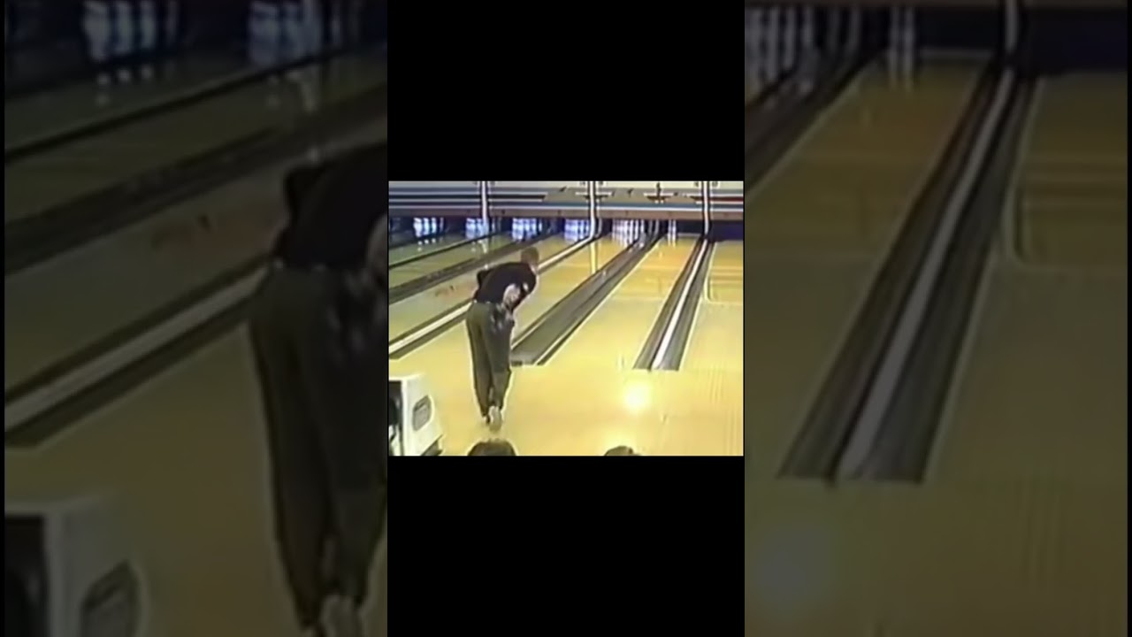 Professional bowlers throwing terrible shots