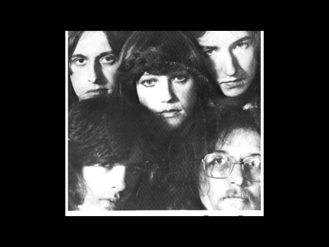 Kiki Dee Band - Out Of My Head