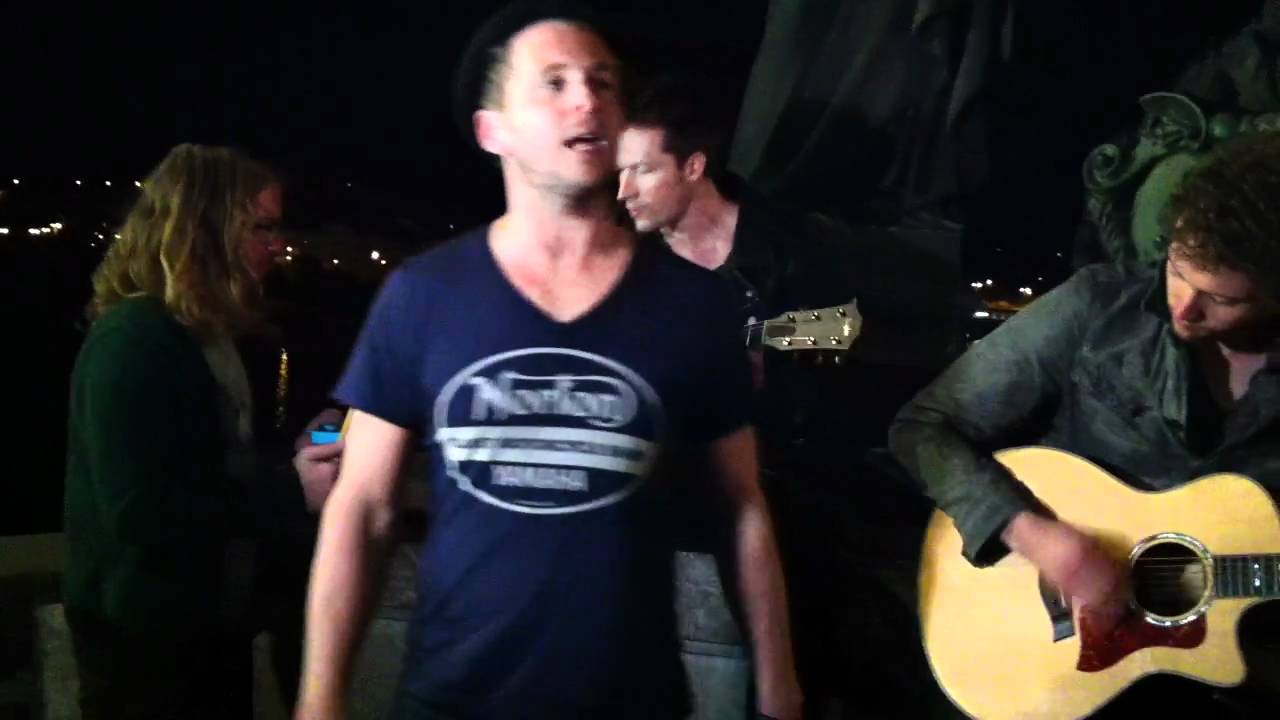 ONE REPUBLIC - 19.4.2011 Charles bridge PRAGUE - Secrets