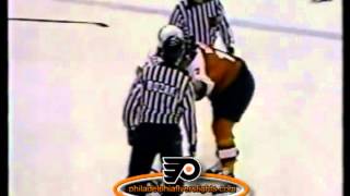 044 Nov 26, 1988 Craig Berube vs Richard Zemlak Philadelphia Flyers vs Pittsburgh Penguins