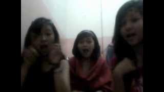 DESI, RIZKA DAN SESA TRIO AW AW