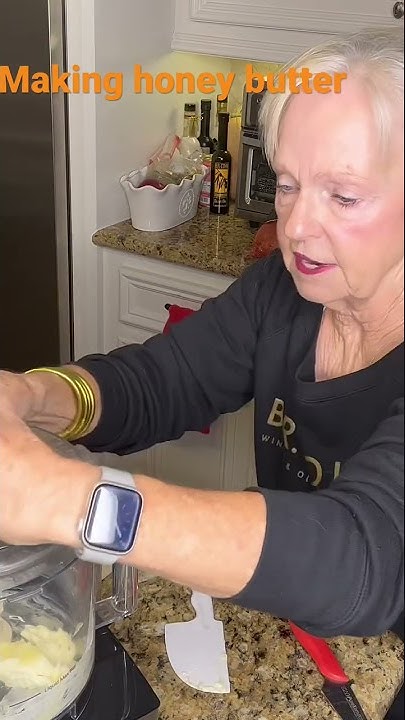 Making honey butter in the Cuisinart food processor - YouTube