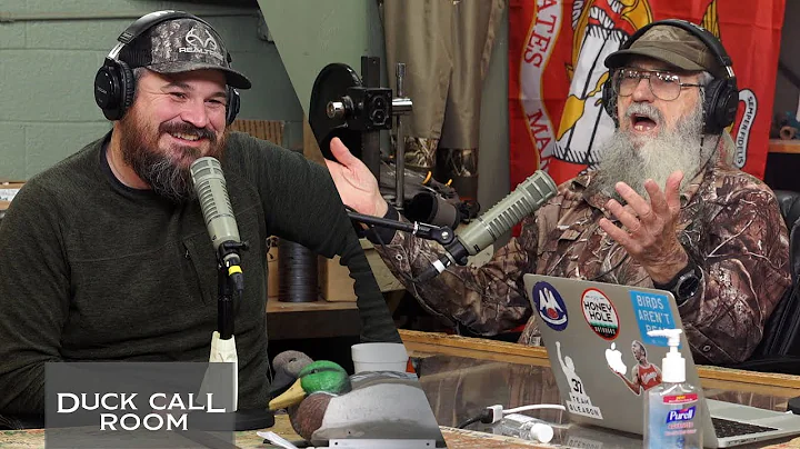 Si Robertson Does the Weirdest Thing with Lemons | Duck Call Room #103