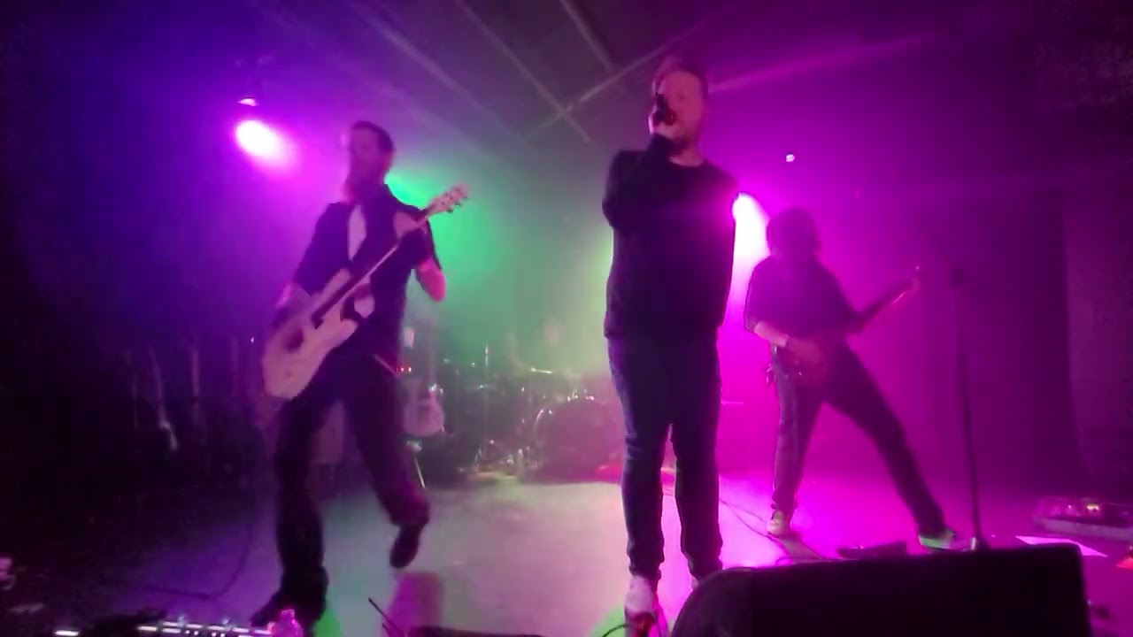 Secret Of Boris live retro auf YouTube ansehen Secret Of Boris live retro auf YouTube ansehen