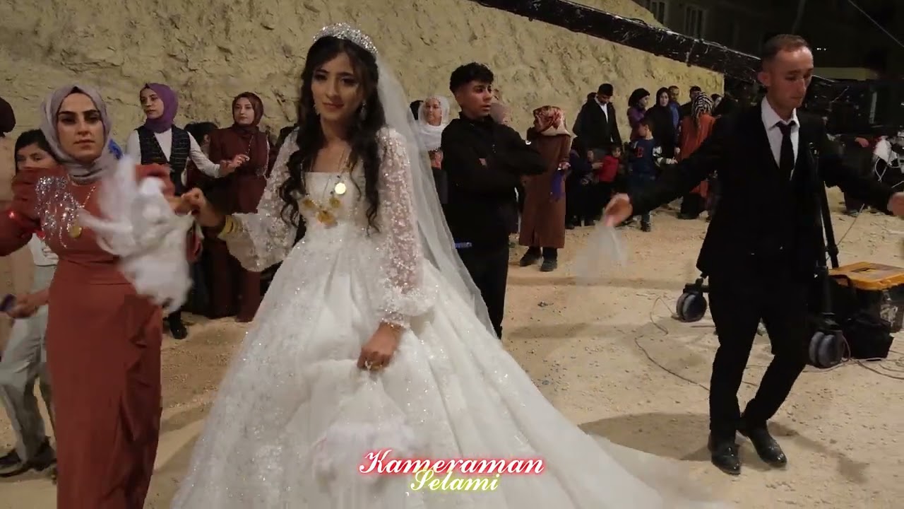 KAMERAMAN SELAMİ FARKIYLA BESNİLİ ONURUN DÜĞÜNÜ 1