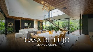 ¡NUNCA HABÍAS VISTO UNA CASA ASÍ! CASA CAMPESTRE - LLANOGRANDE ( Canvas Raíz )