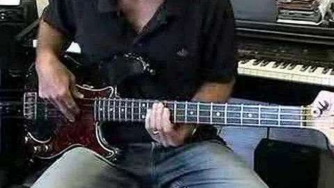 Bass Guitar Lesson: Combining Pentatonic and Blues...