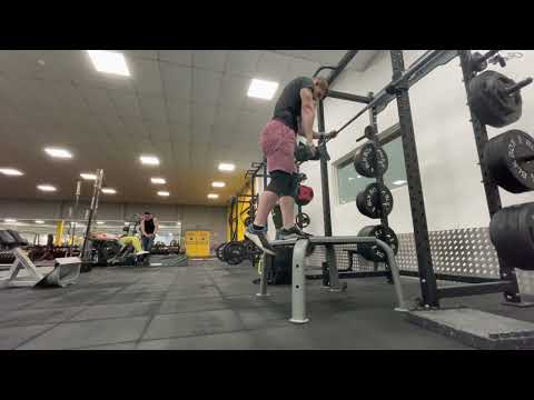 Glute Focused Dumbbell Step Up - Exercise Demo