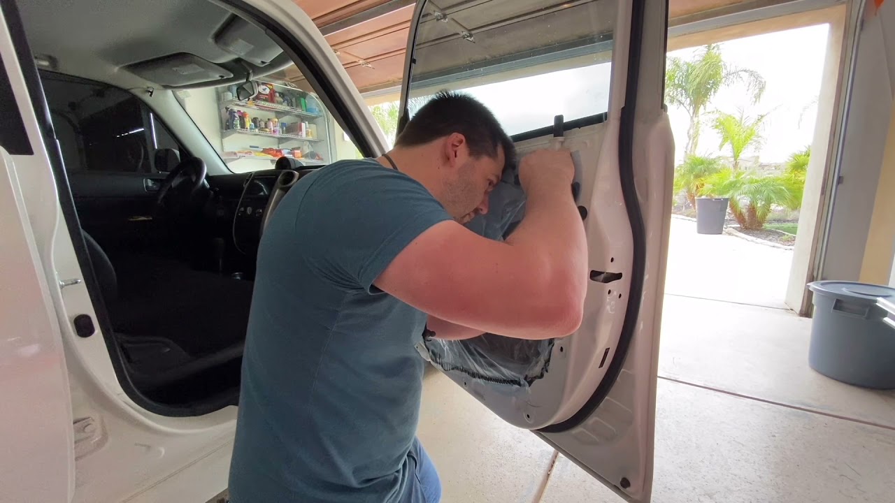 IG18 2005 Scion xB door Lock Actuator replacement YouTube