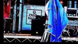 Jedinah Beim Belly Dance Auftritt Hadise