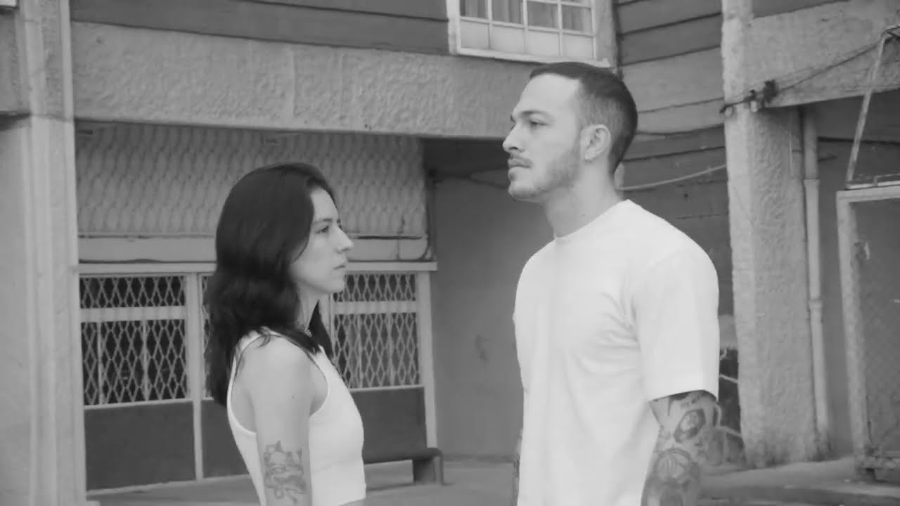 Huir videoclip oficial