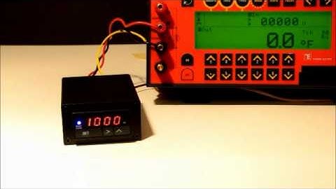 How to Enable the PMD Series Display Peak Hold Mode and Change Display Brightness