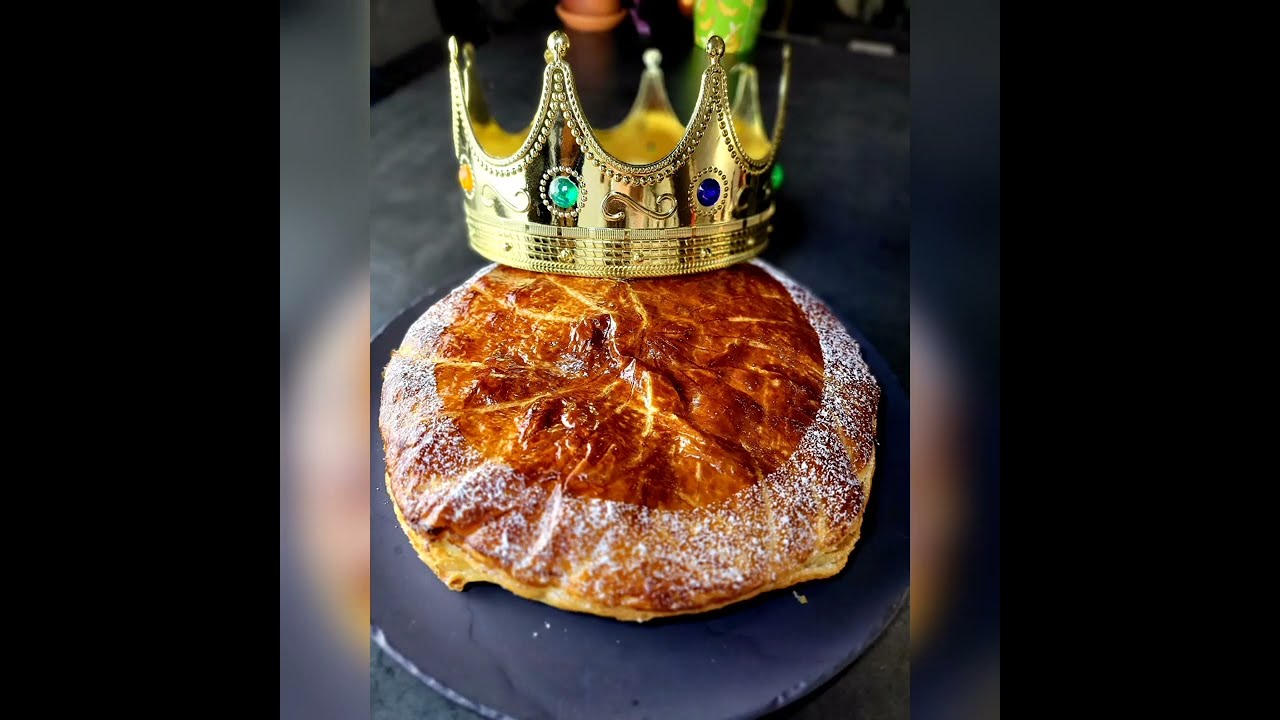 Comment faire une galette des rois (frangipane) - YouTube