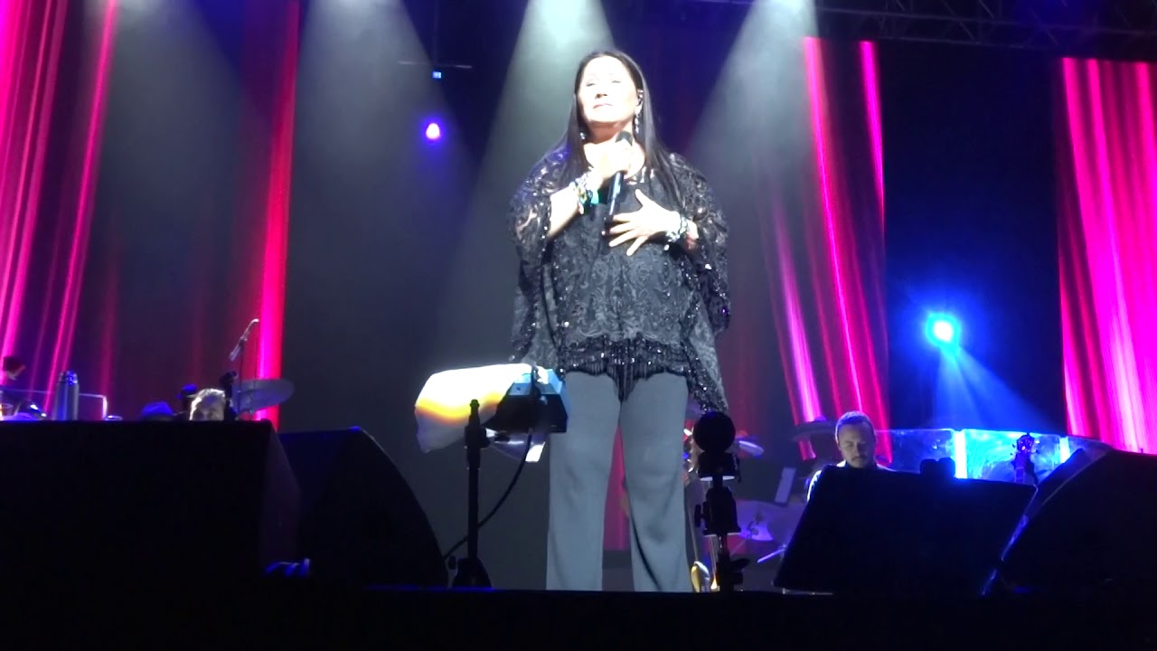 ANA GABRIEL COSAS DEL AMOR HASTA QUE TE CONOCI NEW YORK YouTube