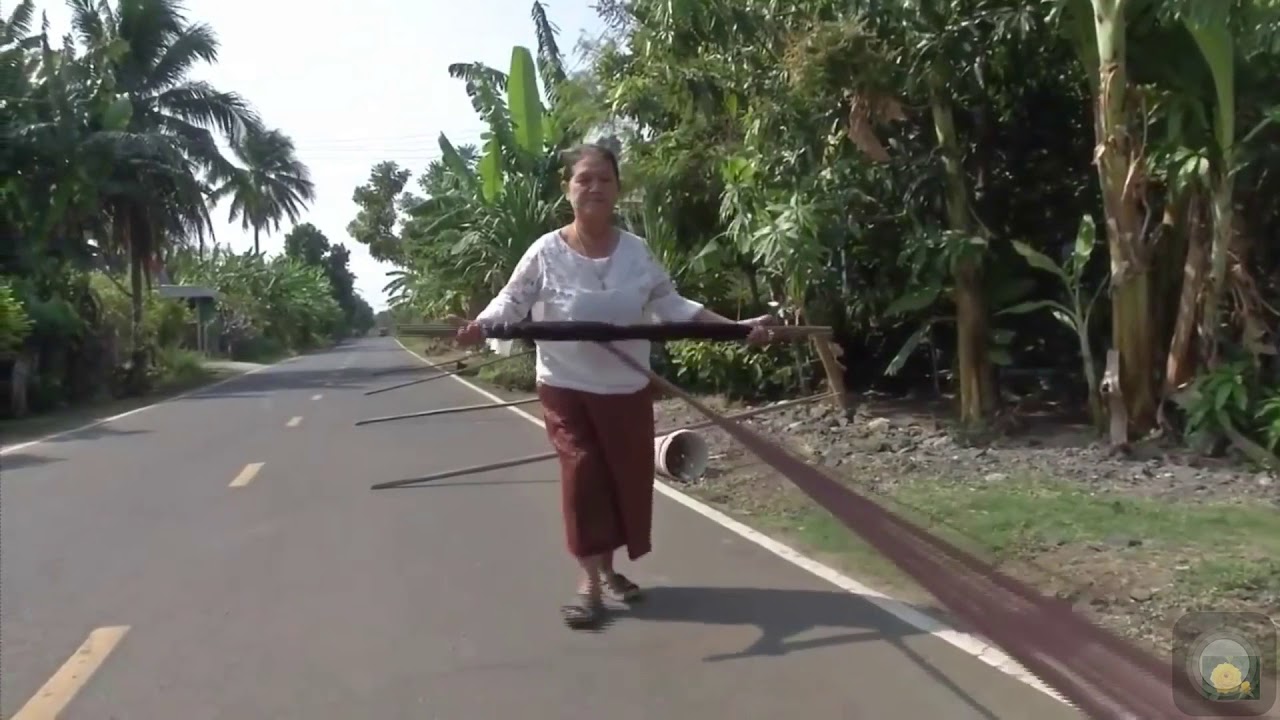 หมู่บ้านทอผ้าไหมบ้านสวาย จ.สุรินทร์ ร่วมสืบสานปณิธานสมเด็จพระนางเจ้าฯ พระบรมราชินีนาถ