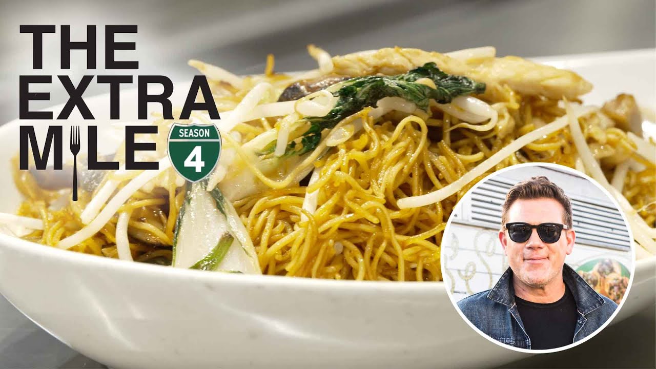 Tyler Florences Eats Pan-Fried Noodles in Chinatown | The Extra Mile | Food Network