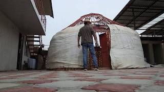 Kyrgyzstan yurt buid