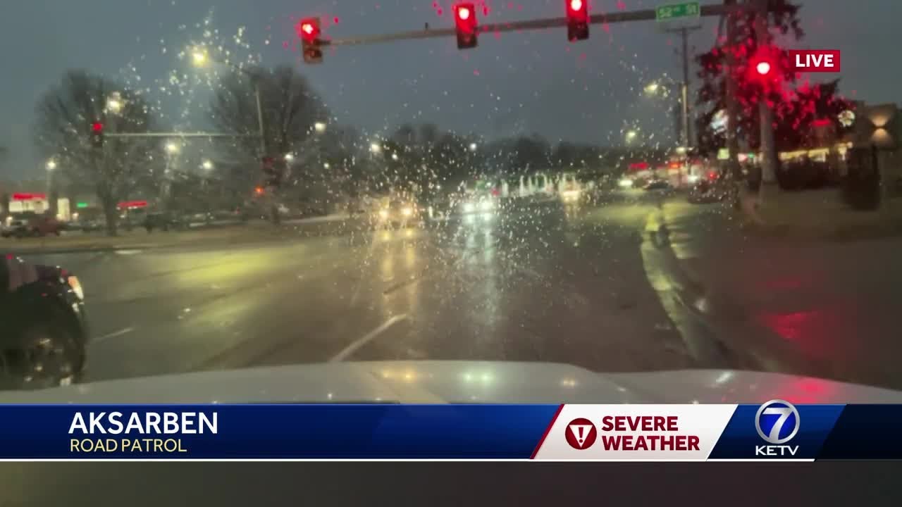 Omaha traffic: Multiple crashes reported Wednesday slick roads - YouTube