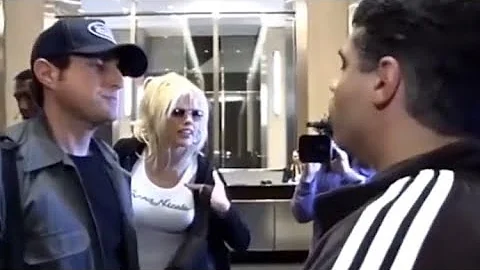 Anna Nicole Smith on the Howard Stern show (2004)