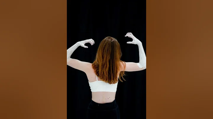 Model Arina in Studio on June 19, 2022. By Albert ...