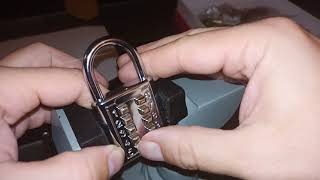 : 256- Candado de botones chino.