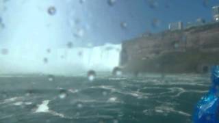 Maid of the Mist in Niagara Falls 20120729 2/4