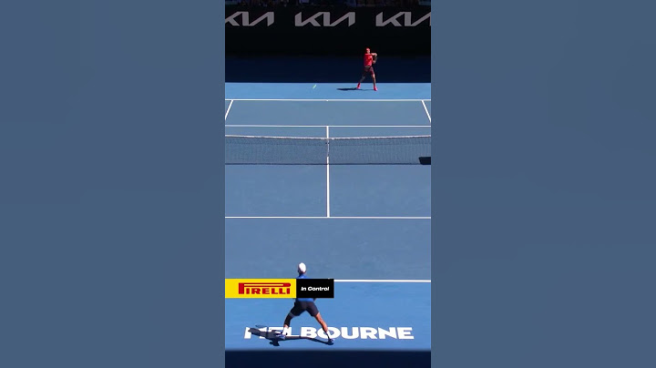 Zverev CRUSHES backhand winner past Djokovic! 😮