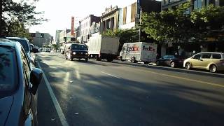 Unmarked NYPD Van Responding On 125th Street In Harlem Using Many Modes