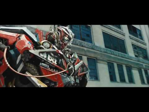 Transformers 3 ay'ın karanlık yüzü ironhide'nin ölümü :(