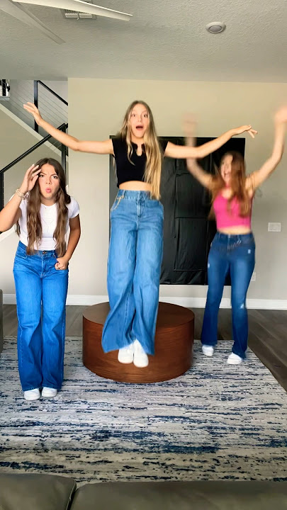 She can FLOAT!! 👀😱🤯 | Triple Charm #Shorts