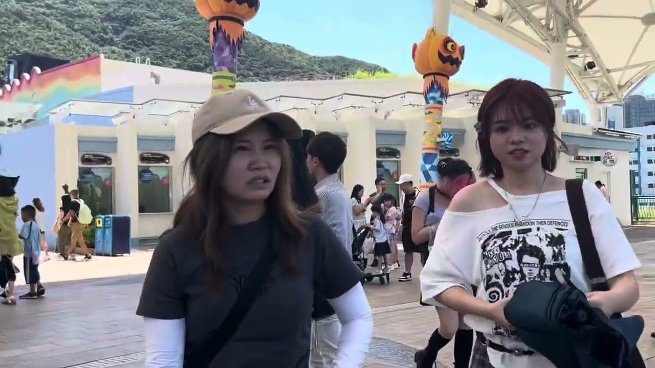 Исследование парка Ocean Park в День независимости Гонконга 1 октября 2025 г. (